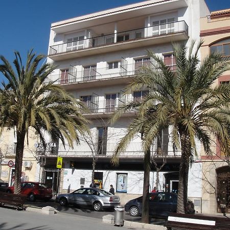 Hostal Residencia Celma Sant Carlos de la Ràpita Zewnętrze zdjęcie