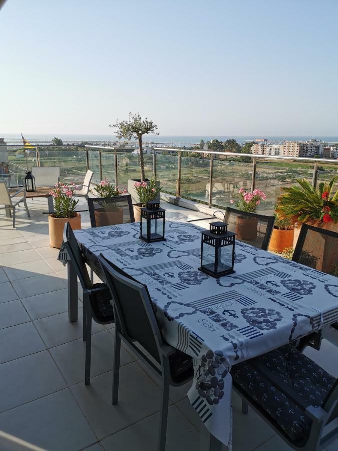 Hostal Residencia Celma Sant Carlos de la Ràpita Zewnętrze zdjęcie